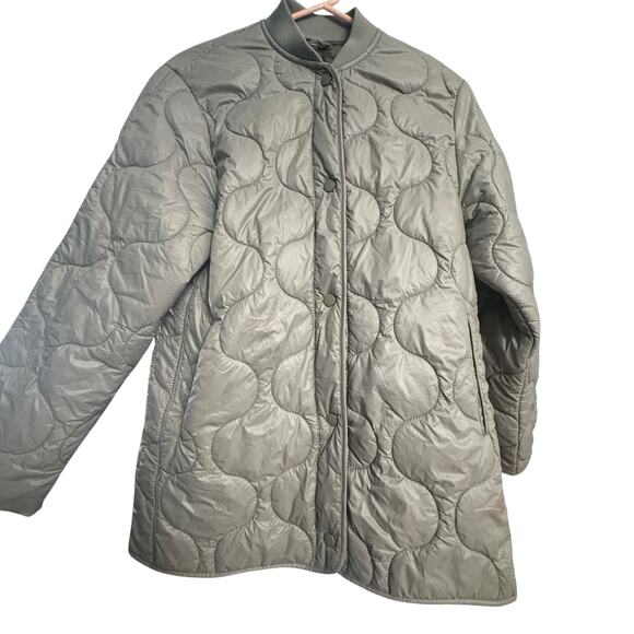 MNG Sage Green Light Weight Quilted Thin 4 Snap Closure Puffer Jacket sz XS - Picture 3 of 11